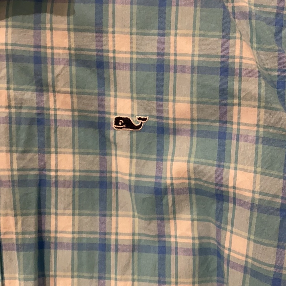 Button down - Picture 2 of 3